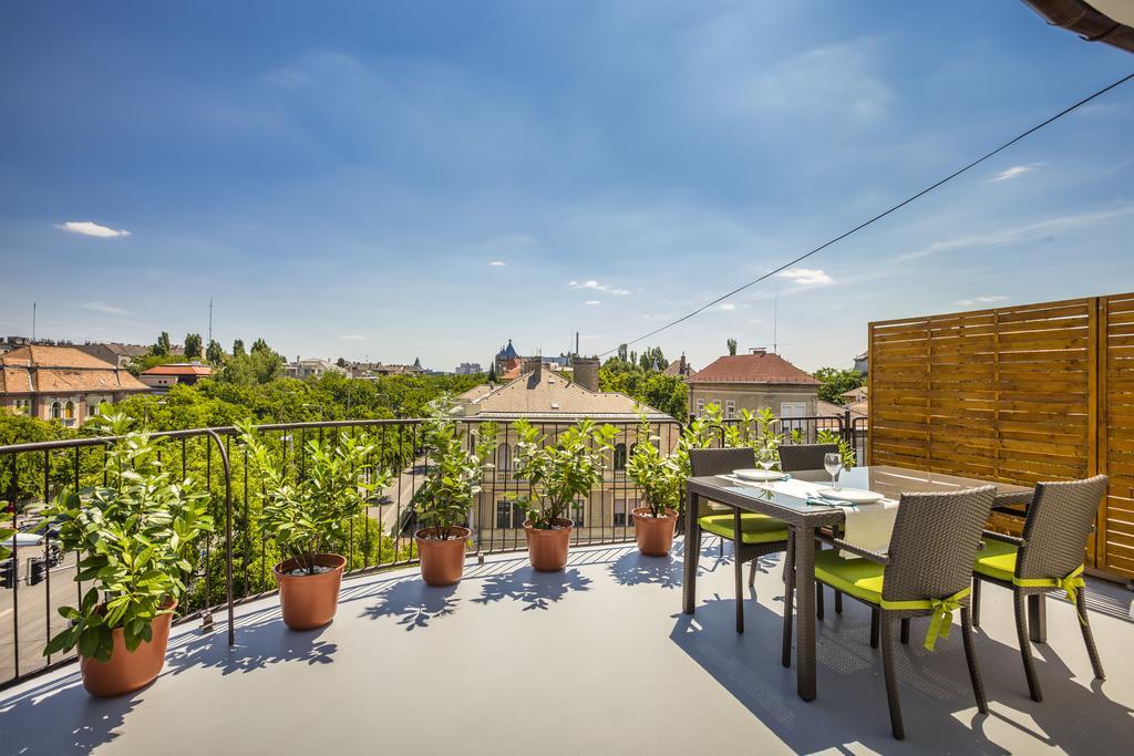 Terrace Apartments At City Park Budapest Exteriör bild