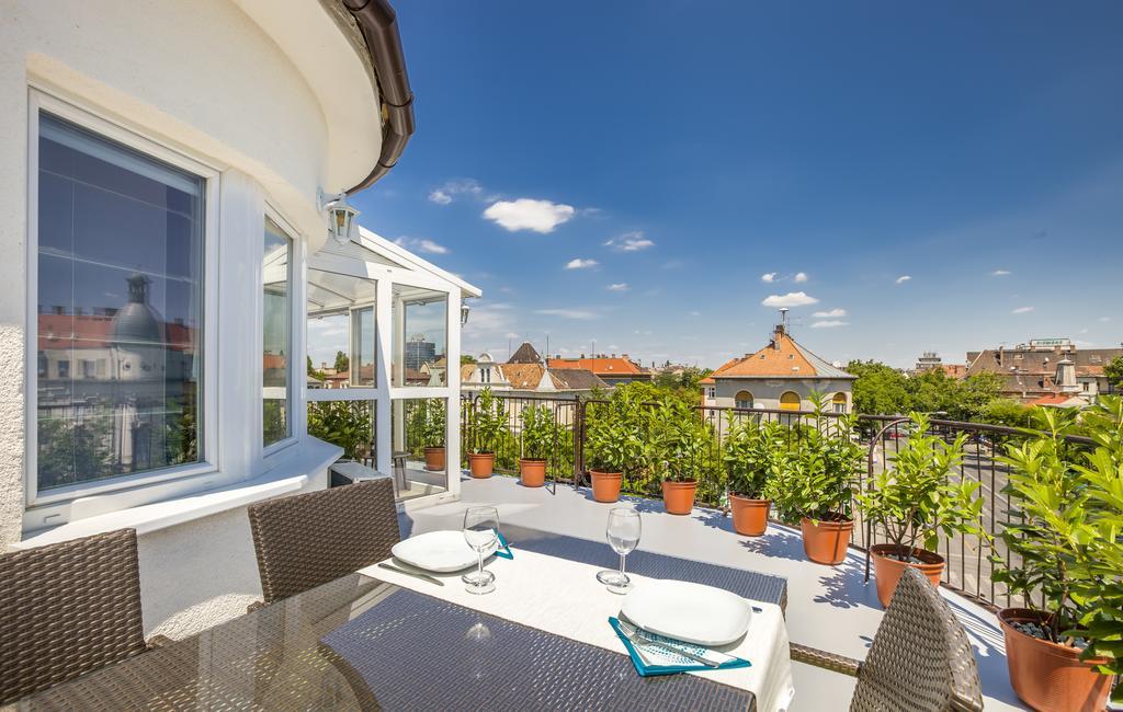 Terrace Apartments At City Park Budapest Exteriör bild