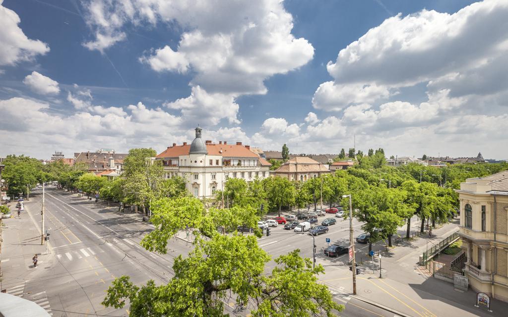 Terrace Apartments At City Park Budapest Exteriör bild